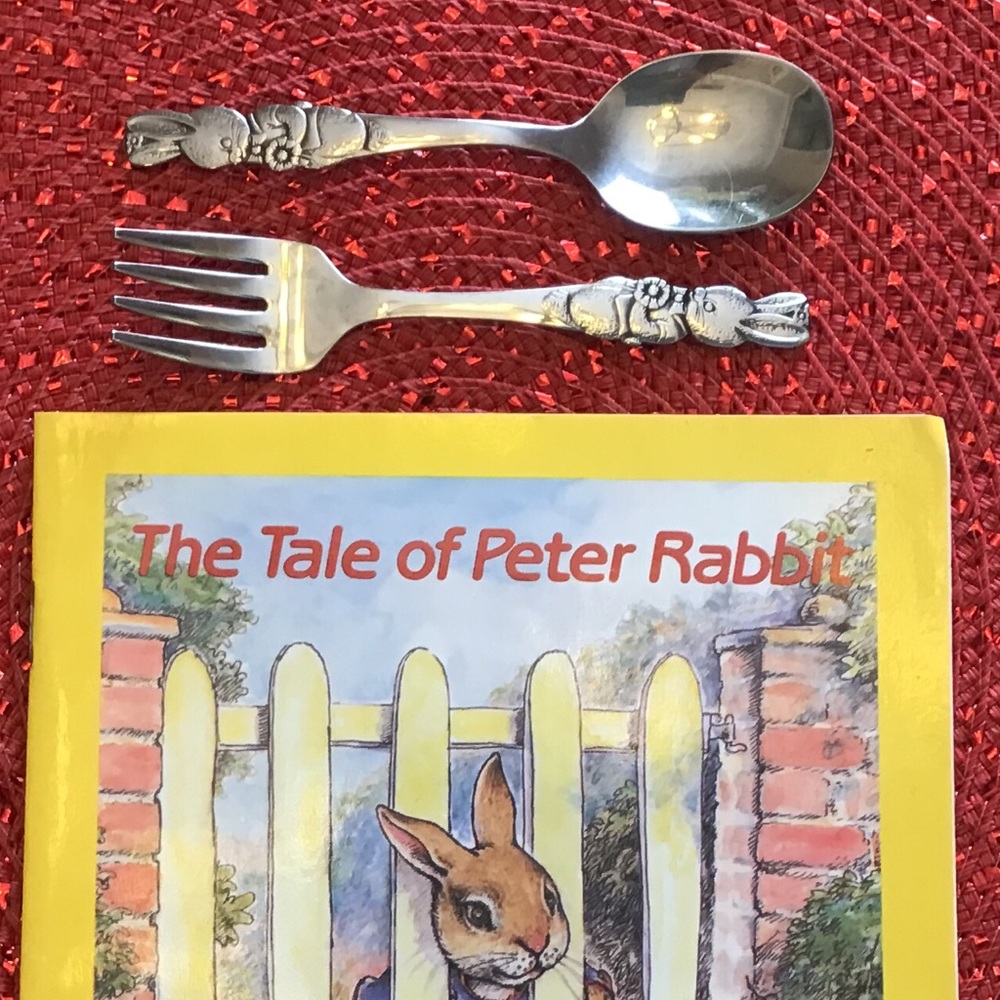 Oneida Peter Rabbit baby flatware set. Vintage - Picture 2 of 6